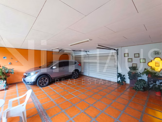 Venta de casa de uso mixto en el Molino de Cartago - EU