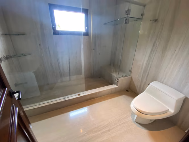 OFERTA!! Venta de casa en condominio Monterán, 3848