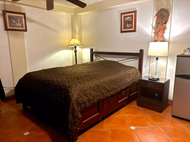 SE VENDE HOTEL – San José, Catedral | HO-121