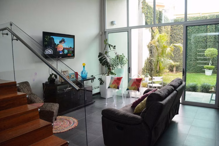 SE VENDE CASA DE DOS PISOS EN SANTO DOMIGO DE HEREDIA - Imagen 7
