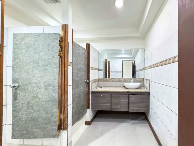 Se vende Edificio Comercial en San José centro (AD).