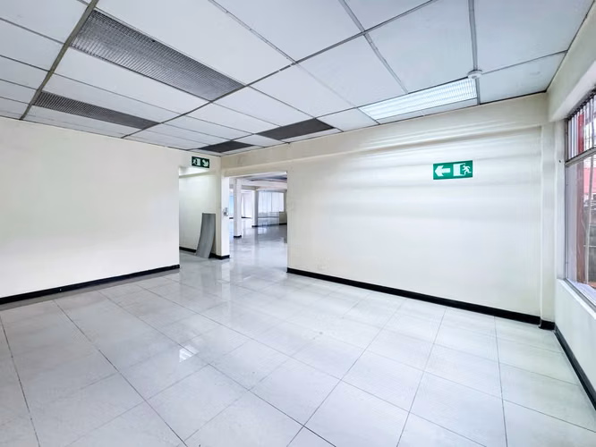 Se vende Edificio Comercial en San José centro (AD).