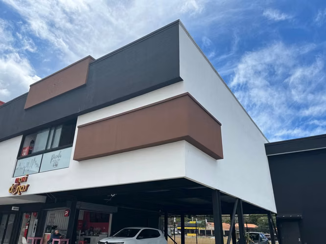 Alquiler de Local Comercial 2do Piso - Escazú ID5672