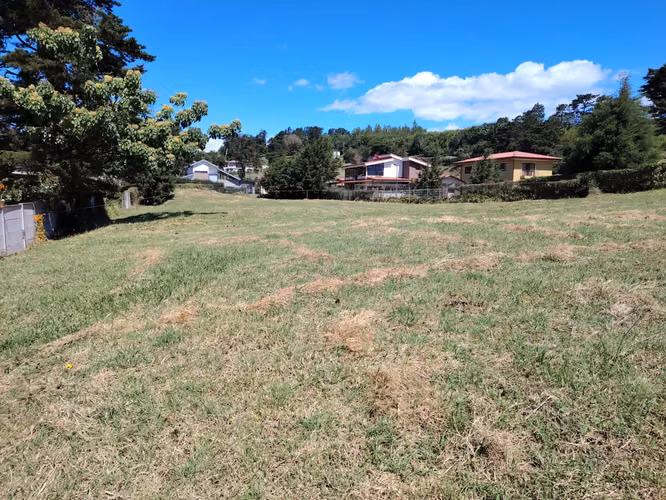 EN VENTA LOTE CON VISTAS PANORAMICAS  - COND.  EL RETIRO – FRAIJANES - Imagen 8