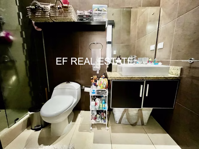 SANTA ANA ¡¡¡ CASA MODERNA 3HAB/ 3,5 BAÑOS UBICACION INMEJORABLE