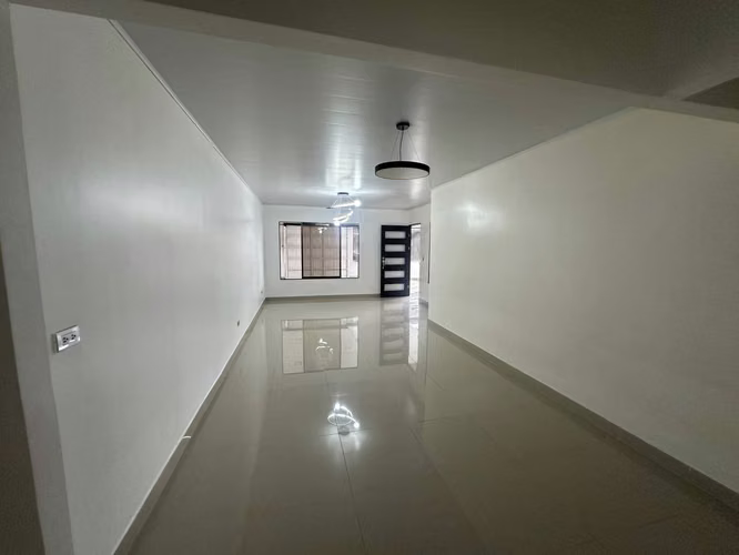 Se vende hermosa casa Esparza