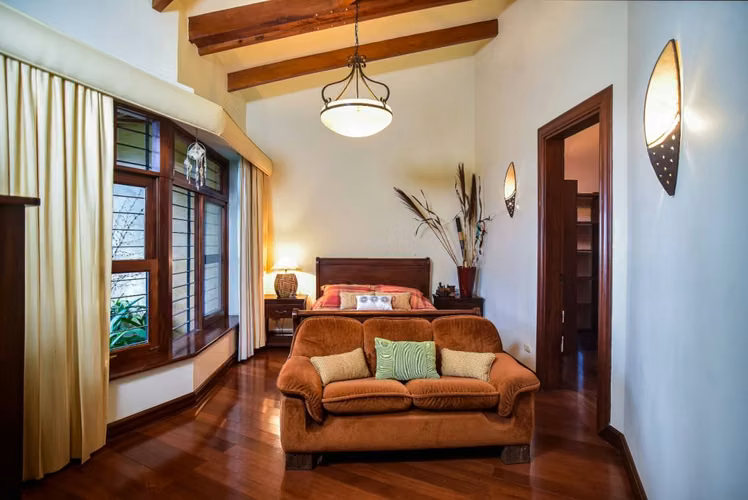 Venta de Hermosa Villa en San Isidro de Heredia