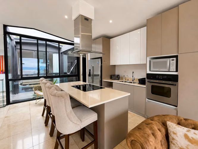 Venta de Casa en Escazú | Condominio