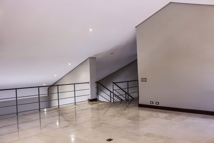 REBAJADO! Penthouse en Los Laureles, Escazú, #2303 - Imagen 15