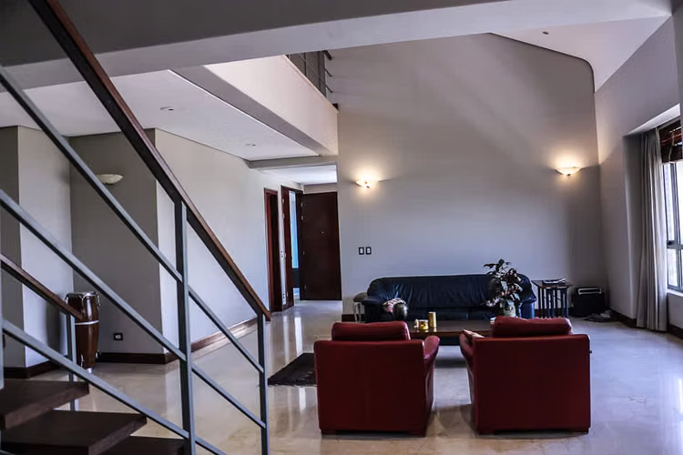 REBAJADO! Penthouse en Los Laureles, Escazú, #2303 - Imagen 3