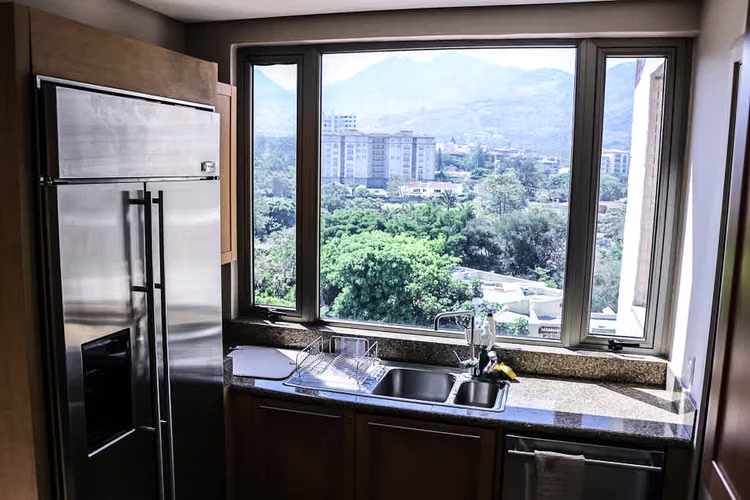 REBAJADO! Penthouse en Los Laureles, Escazú, #2303 - Imagen 9