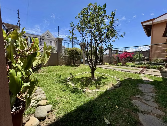 Se Alquila Hermosa Casa en Residencial exclusivo - Imagen 20