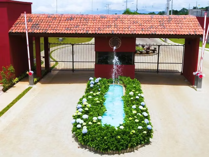 Venta de Lote Condominio Santa Rita/ La Ceiba/Alajuela - Imagen 5