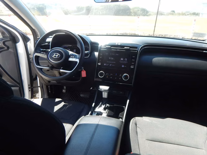 HYUNDAI TUCSON TURBO GASOLINA 1.6L AUTOMATICO 2022 - Imagen 9
