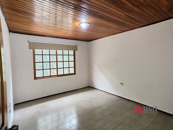 Venta de casa de una planta, con uso de suelo mixto, Santa Bárbara de Heredia.
