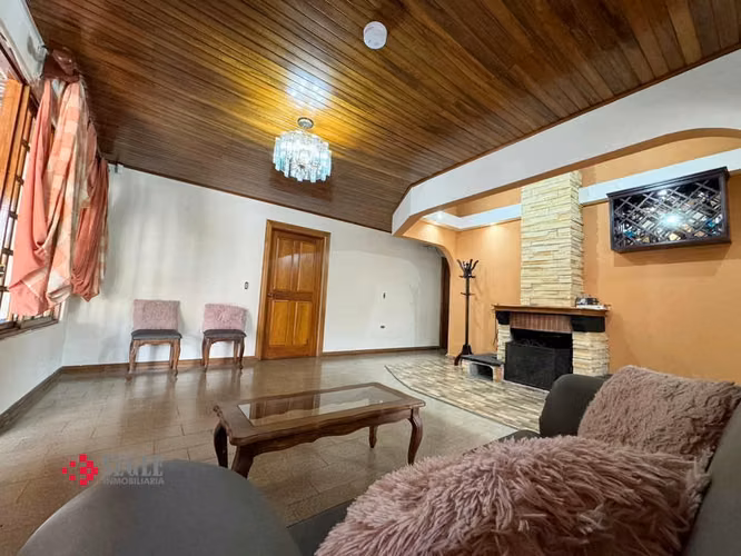 Alquiler de casa de un nivel, uso de suelo comercial, Santa Bárbara de Heredia