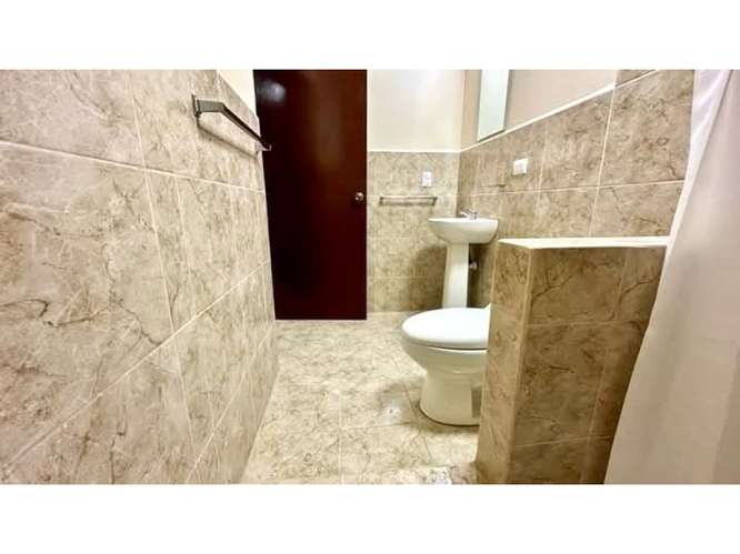 Rohrmoser. Apartamento tipo Co-Living [habitacion con baño] - Imagen 6