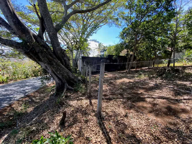 Venta de terreno por El Monasterio, Escazú. 5685