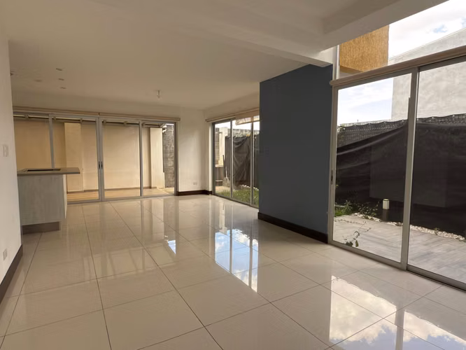 CONDOMINIO ORO REAL, PIEDADES, SANTA ANA