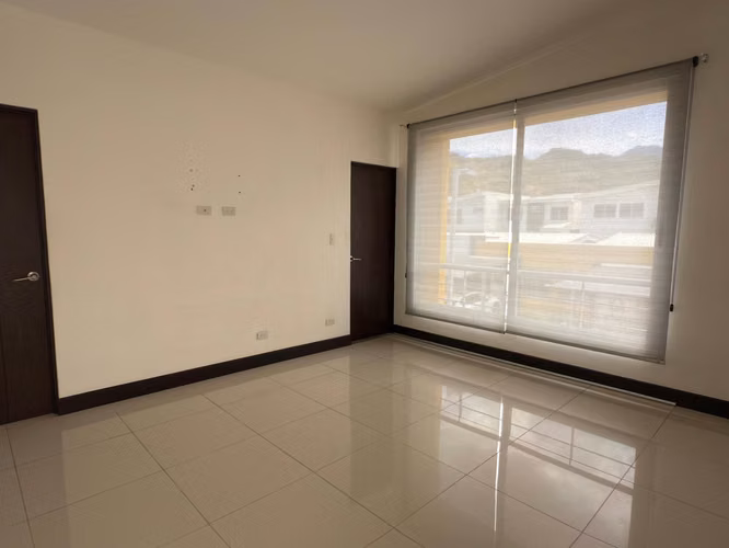 CONDOMINIO ORO REAL, PIEDADES, SANTA ANA