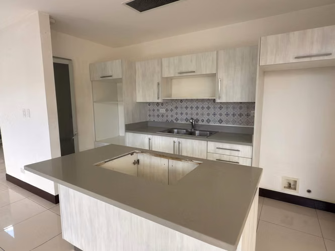 CONDOMINIO ORO REAL, PIEDADES, SANTA ANA