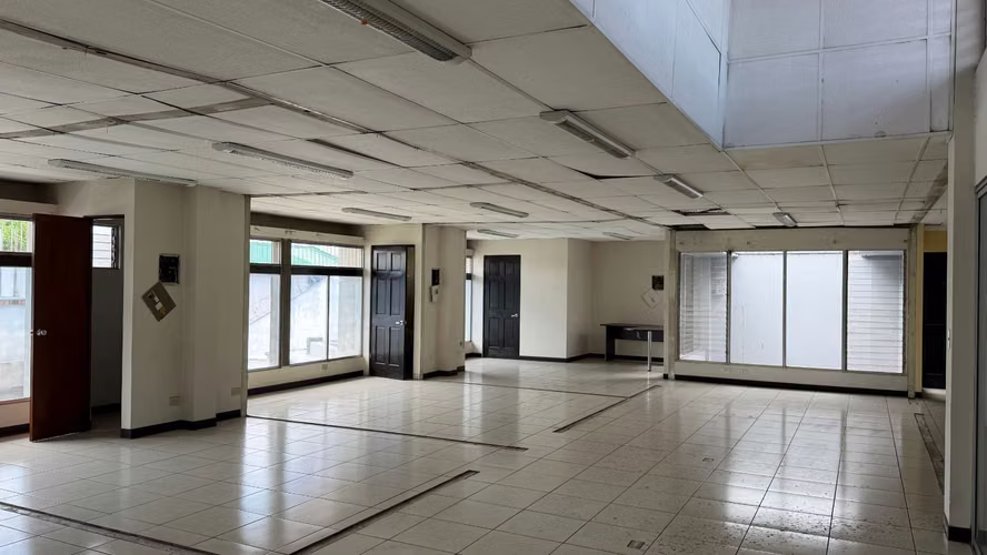 Alquiler Edificio | Uso comercial - Oficinas - Servicios | cerca de Plaza del Sol | Curridabat - Imagen 18