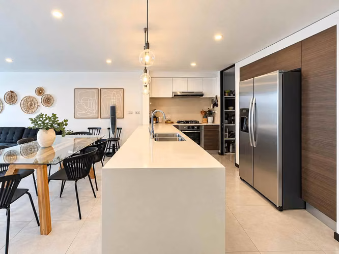 Venta de Apartamento Amoblado en Condominio, Santa Ana - Imagen 4