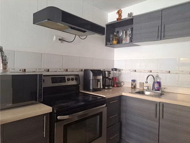  Apartamento de 3 habitaciones con balcón en Condominio Oasis – $105,000 - Imagen 3