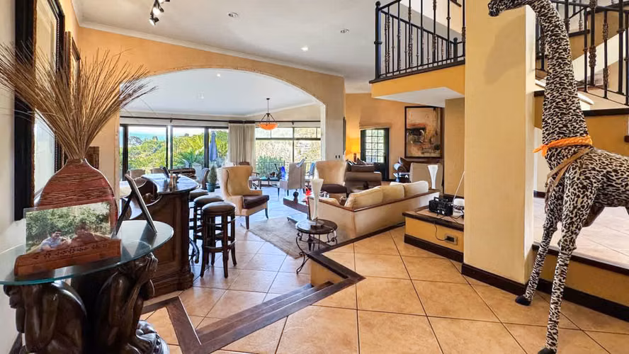Se vende Casa de lujo en San Antonio de Escazú (AD).