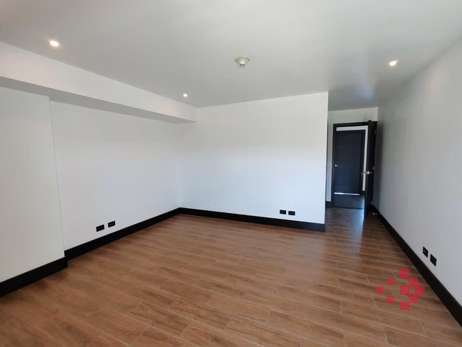 Venta de Pent House en San José, La Sabana.