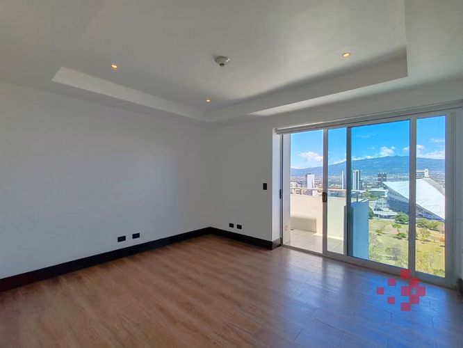 Venta de Pent House en San José, La Sabana.