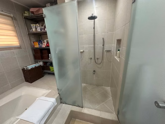 Venta de Casa en Condominio Los Pinos, Jaboncillos Escazú