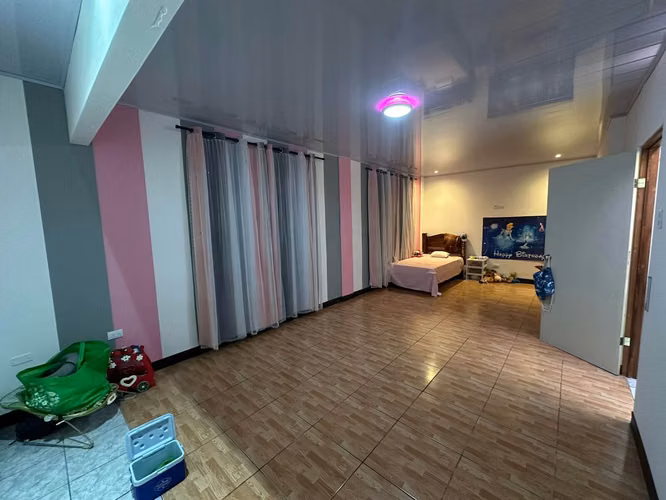 Venta dos casas, dos talleres, dos oficinas, ideal para desarrollar apartamentos, cerca de Moravia - Imagen 7