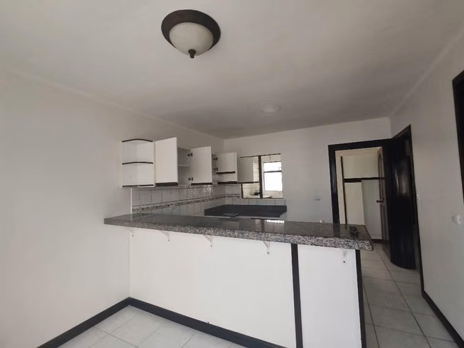 Venta de apartamento en Prados, Curridabat-En condominio Exclusivo