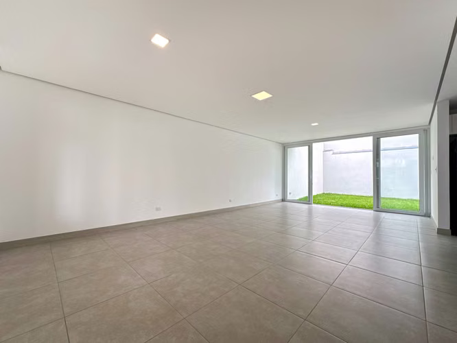 SE ALQUILA CASA EN CONDOMINIO EN GUACHIPELÍN* - Imagen 5