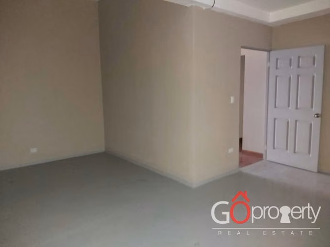 Alquiler de local comercial, Rohrmoser 5706