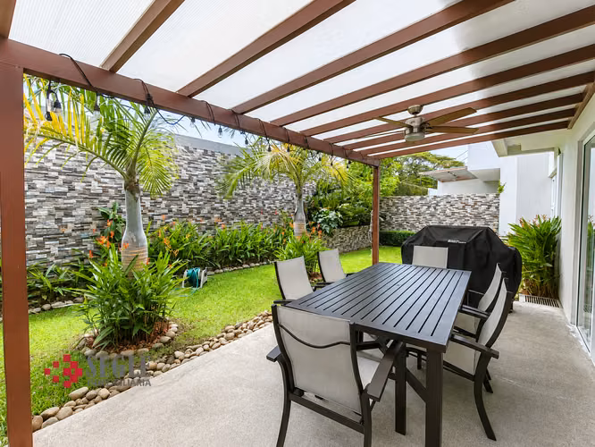 Casa moderrna en venta,  Escazú, Guachipelín Norte. - Imagen 11
