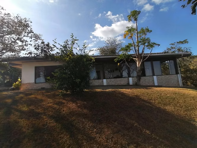 Casa en venta en Atenas, con rancho BBQ, pozo agua, amplias zonas verdes y arboles frutales - Imagen 17