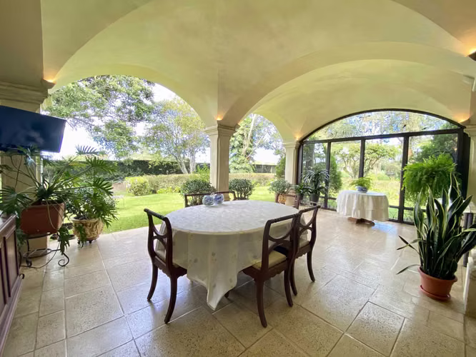 Casa de lujo en condominio en Santo Domingo, Heredia
