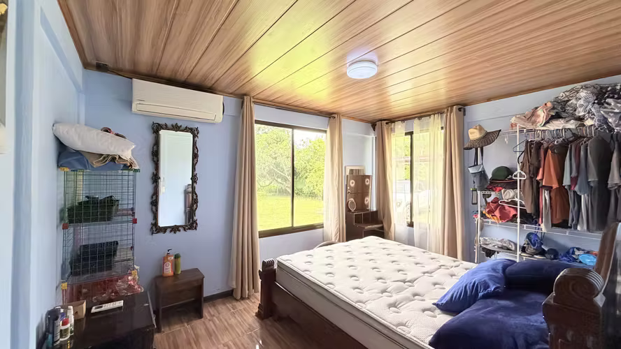 Venta de casa de descanso en Playa Bandera Parrita