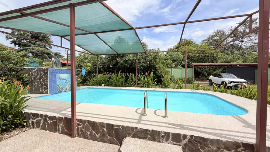 Venta de casa de descanso en Playa Bandera Parrita