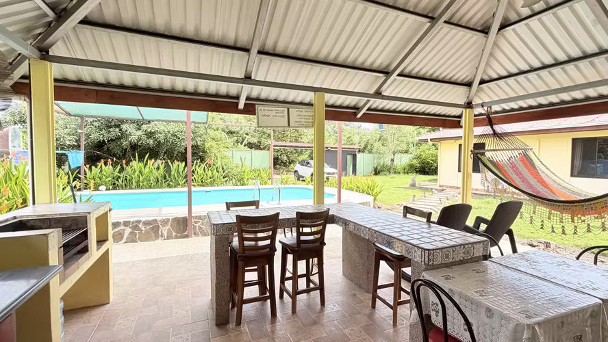 Venta de casa de descanso en Playa Bandera Parrita