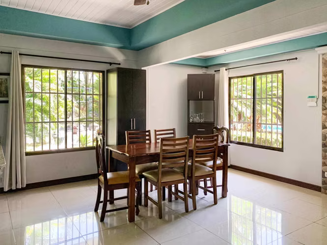 Se vende linda y amplia Casa amueblada en Limonal, Coyolar (MV).