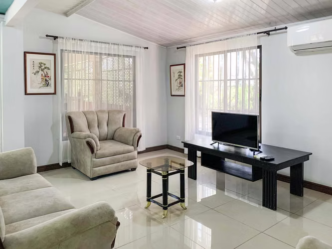 Se vende linda y amplia Casa amueblada en Limonal, Coyolar (MV).
