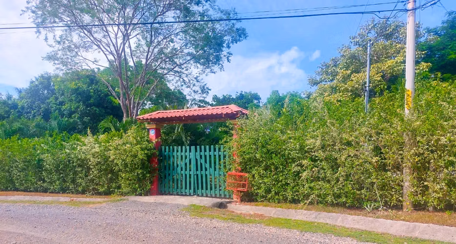 Se vende linda y amplia Casa amueblada en Limonal, Coyolar (MV).