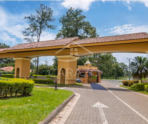 Espectacular lote en Hacienda Los Reyes - Imagen 6