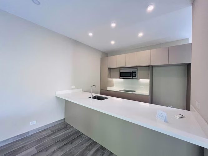 Venta Townhouse Frente a Lago en Condominio Exclusivo – Playa Hermosa, Jacó - Imagen 11