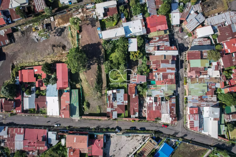 AE ARQUITECTURA | VENTA LOTE USO MIXTO PASO ANCHO AE 1079