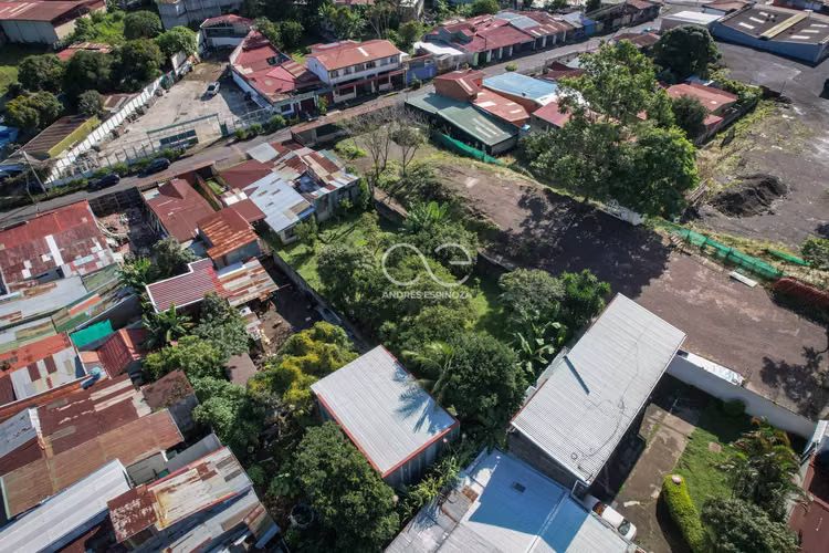 AE ARQUITECTURA | VENTA LOTE USO MIXTO PASO ANCHO AE 1079