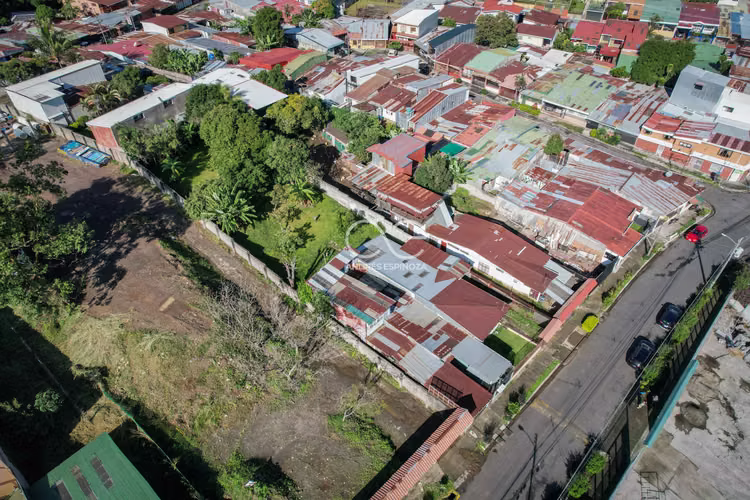 AE ARQUITECTURA | VENTA LOTE USO MIXTO PASO ANCHO AE 1079